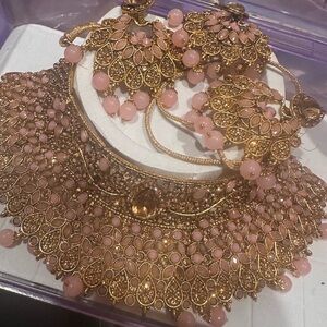 Gold and Pink Necklace Set